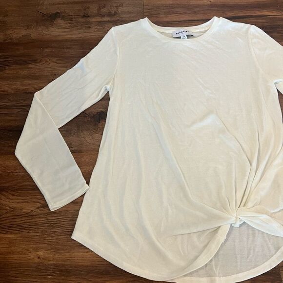 High line Collective Cream Long Sleeve Blouse - Picture 2 of 7